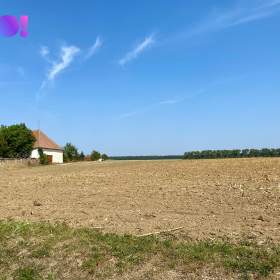 Foto inzerátu Prodej stavebního pozemku, 1900 m², Zvěrkovice, okres Třebíč