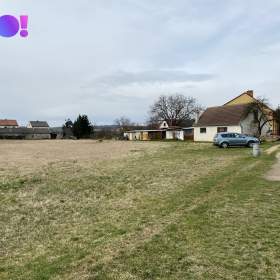 Foto inzerátu Prodej stavebního pozemku, 722 m², Láz, okres Třebíč