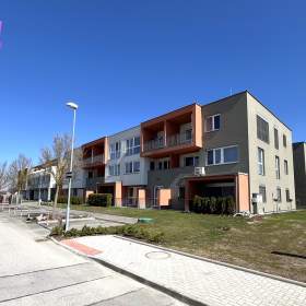 Prodej bytu 1+kk s balkónem, Třeboň / 19403955