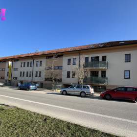 Foto inzerátu Prodej, komerční prostor 78 m², s parkovacím stáním, Třeboň
