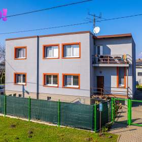 Foto inzerátu Vícegenerační rodinný dům se třemi bytovými jednotkami – Karviná