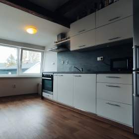 Pronájem bytu 3+kk, cca 70 m² v Šumperku s parkováním a sklepem. / 19445377