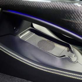 Foto inzerátu Aston Martin DBX AMR23 PACK*TAŽNÉ*NEZ.TOP*CARBO