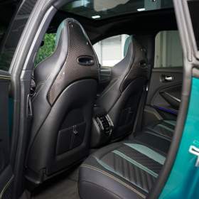 Foto inzerátu Aston Martin DBX AMR23 PACK*TAŽNÉ*NEZ.TOP*CARBO