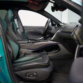 Foto inzerátu Aston Martin DBX AMR23 PACK*TAŽNÉ*NEZ.TOP*CARBO