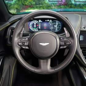 Foto inzerátu Aston Martin DBX AMR23 PACK*TAŽNÉ*NEZ.TOP*CARBO