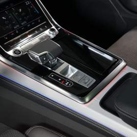 Foto inzerátu Audi Q7 50 TDI*S-LINE*TAŽNÉ*OLED*NEZ.T