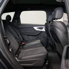 Foto inzerátu Audi Q7 50 TDI*S-LINE*TAŽNÉ*OLED*NEZ.T
