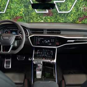 Foto inzerátu Audi RS 6 463kW*LASER*NEZ.TOP*PANO*B&O