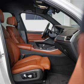 Foto inzerátu BMW X5 M50i*390kW*H/K*TAŽNÉ*ZÁRUKA*CZ