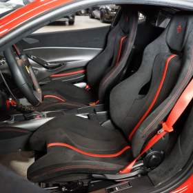 Foto inzerátu Ferrari 488 PISTA*LIFT*CARBON*NAVI*ZÁRUKA