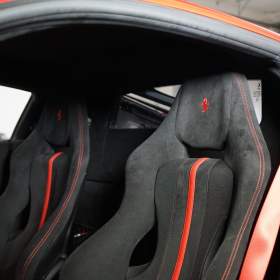 Foto inzerátu Ferrari 488 PISTA*LIFT*CARBON*NAVI*ZÁRUKA