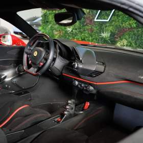 Foto inzerátu Ferrari 488 PISTA*LIFT*CARBON*NAVI*ZÁRUKA