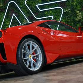 Foto inzerátu Ferrari 488 PISTA*LIFT*CARBON*NAVI*ZÁRUKA