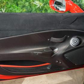 Foto inzerátu Ferrari 488 PISTA*LIFT*CARBON*NAVI*ZÁRUKA