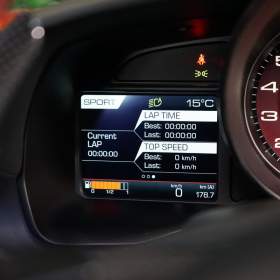 Foto inzerátu Ferrari F8 TRIBUTO*LIFT*CARBON*DAYTONA