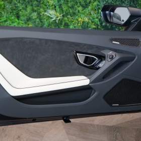 Foto inzerátu Lamborghini Huracán EVO SPYDER AWD*LIFT*ZÁRUKA