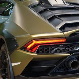 Foto inzerátu Lamborghini Huracán STERRATO*5.2l V10*63 LOGO*SPOR
