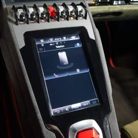 Foto inzerátu Lamborghini Huracán STERRATO*5.2l V10*63 LOGO*SPOR