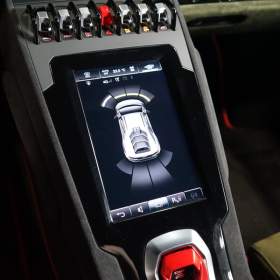 Foto inzerátu Lamborghini Huracán STERRATO*5.2l V10*63 LOGO*SPOR