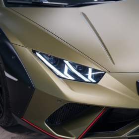 Foto inzerátu Lamborghini Huracán STERRATO*5.2l V10*63 LOGO*SPOR