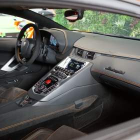 Foto inzerátu Lamborghini Aventador S*SENSONUM*KAMERA*LIFT