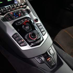 Foto inzerátu Lamborghini Aventador S*SENSONUM*KAMERA*LIFT