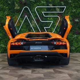 Foto inzerátu Lamborghini Aventador S*SENSONUM*KAMERA*LIFT