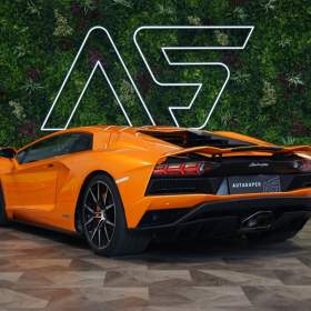 Foto inzerátu Lamborghini Aventador S*SENSONUM*KAMERA*LIFT