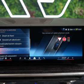 Foto inzerátu BMW X5 40d*xDRIVE*H/K*TAŽNÉ*HUD*INDIV