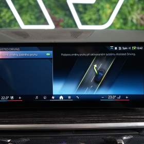 Foto inzerátu BMW X5 40d*xDRIVE*H/K*TAŽNÉ*HUD*INDIV