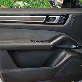 Foto inzerátu Porsche Cayenne GTS*COUPÉ*TECHART*GT STREET R*