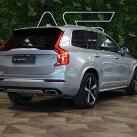 Foto inzerátu Volvo XC90 T8*RECHARGE*R-DESIGN*PANO*7MÍS