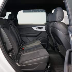 Foto inzerátu Audi Q7 50 TDI*S-LINE*TAŽNÉ*OLED*NEZ.T