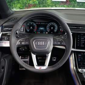 Foto inzerátu Audi Q7 50 TDI*S-LINE*TAŽNÉ*OLED*NEZ.T