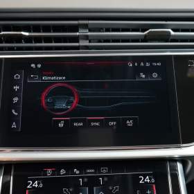 Foto inzerátu Audi Q7 50 TDI*S-LINE*TAŽNÉ*OLED*NEZ.T