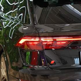 Foto inzerátu Audi RS Q8 471kW*CERAMIC*B&O*PANO*TAŽNÉ