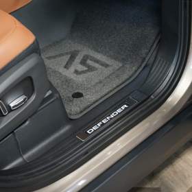 Foto inzerátu Land Rover Defender OCTA*625PS*HUD*PANO*MERIDIAN*