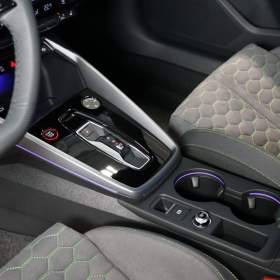 Foto inzerátu Audi RS 3 LIMO*FACELIFT*SONOS*HUD*ZÁRUKA