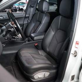 Foto inzerátu Porsche Macan PANO*CAMERA*LED*