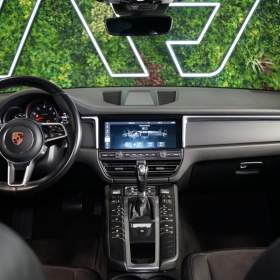 Foto inzerátu Porsche Macan PANO*CAMERA*LED*