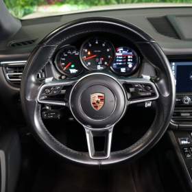 Foto inzerátu Porsche Macan PANO*CAMERA*LED*
