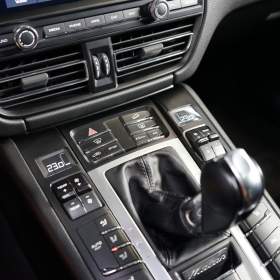 Foto inzerátu Porsche Macan PANO*CAMERA*LED*