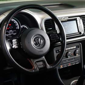 Foto inzerátu Volkswagen Beetle *CLUB*MANUAL*LED*
