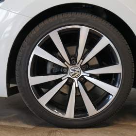 Foto inzerátu Volkswagen Beetle *CLUB*MANUAL*LED*