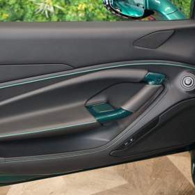 Foto inzerátu Ferrari F8 TRIBUTO*TAILOR MADE*360*CARBON