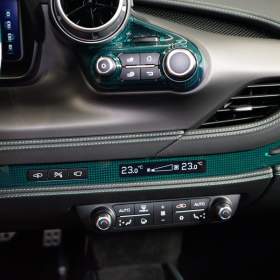 Foto inzerátu Ferrari F8 TRIBUTO*TAILOR MADE*360*CARBON