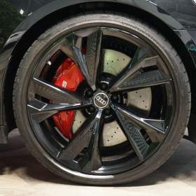 Foto inzerátu Audi RS 6 AVANT*MATRIX*360*HUS*PANO*TAŽ*