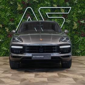 Foto inzerátu Porsche Cayenne TURBO*PCCB*PDCC*TAŽNÉ*ZÁRUKA