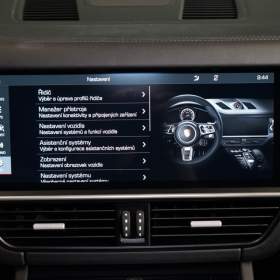 Foto inzerátu Porsche Cayenne TURBO*PCCB*PDCC*TAŽNÉ*ZÁRUKA